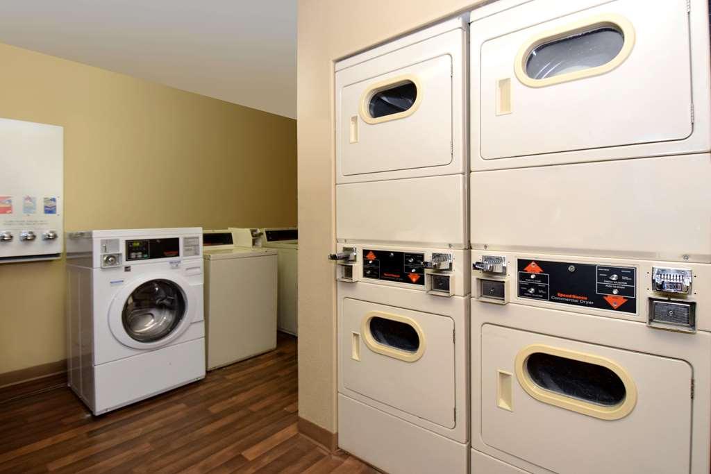 Extended Stay America Suites - Indianapolis - Castleton Ngoại thất bức ảnh